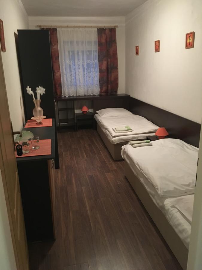 Harrys City Motel Komárno Eksteriør billede