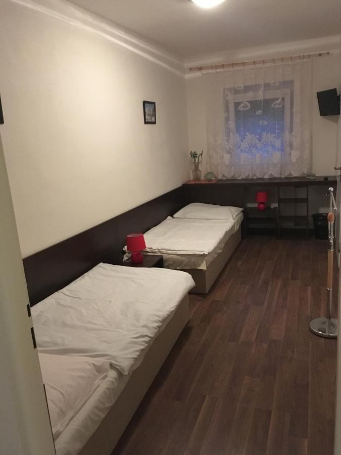 Harrys City Motel Komárno Eksteriør billede